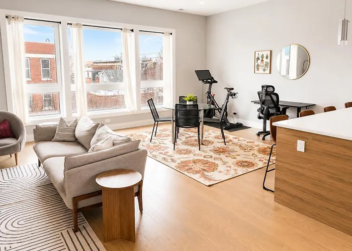 Apartment Rooftop Reverie Prime Location - Modern-sleeps 6